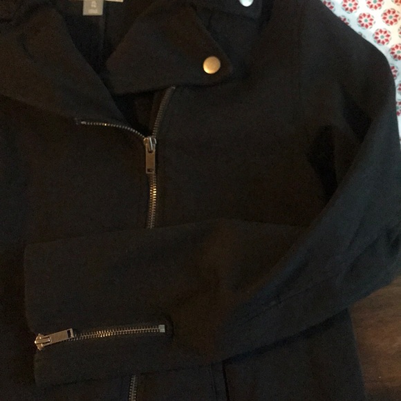 Black Old Navy Jacket - Picture 3 of 4